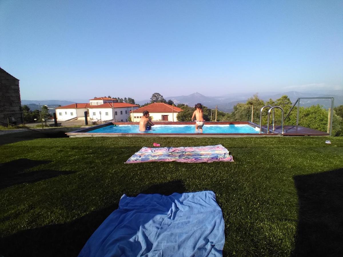 Guesthouse Casa Das Abegoarias เซลอริโก จิ บาสโต ภายนอก รูปภาพ
