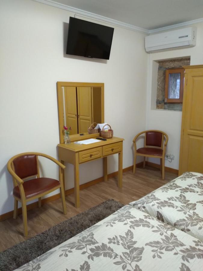 Guesthouse Casa Das Abegoarias เซลอริโก จิ บาสโต ภายนอก รูปภาพ