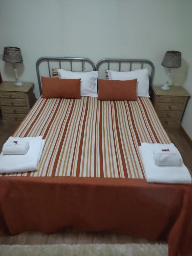 Guesthouse Casa Das Abegoarias เซลอริโก จิ บาสโต ภายนอก รูปภาพ