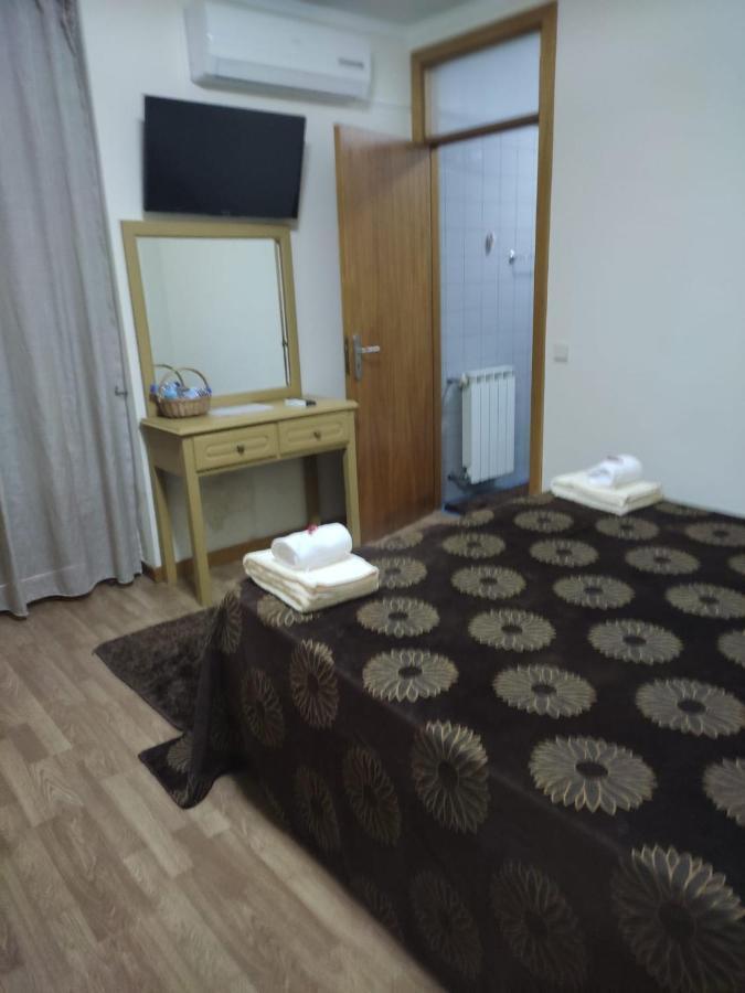 Guesthouse Casa Das Abegoarias เซลอริโก จิ บาสโต ภายนอก รูปภาพ