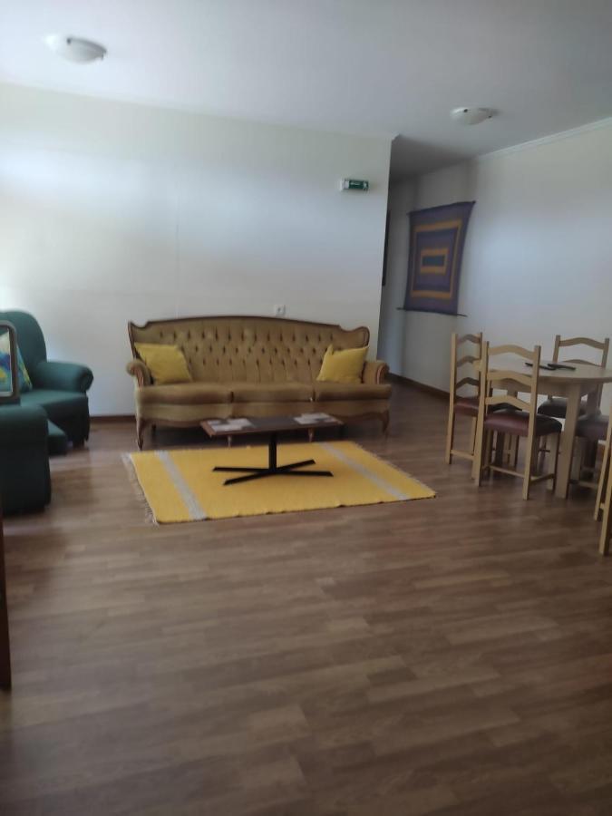 Guesthouse Casa Das Abegoarias เซลอริโก จิ บาสโต ภายนอก รูปภาพ