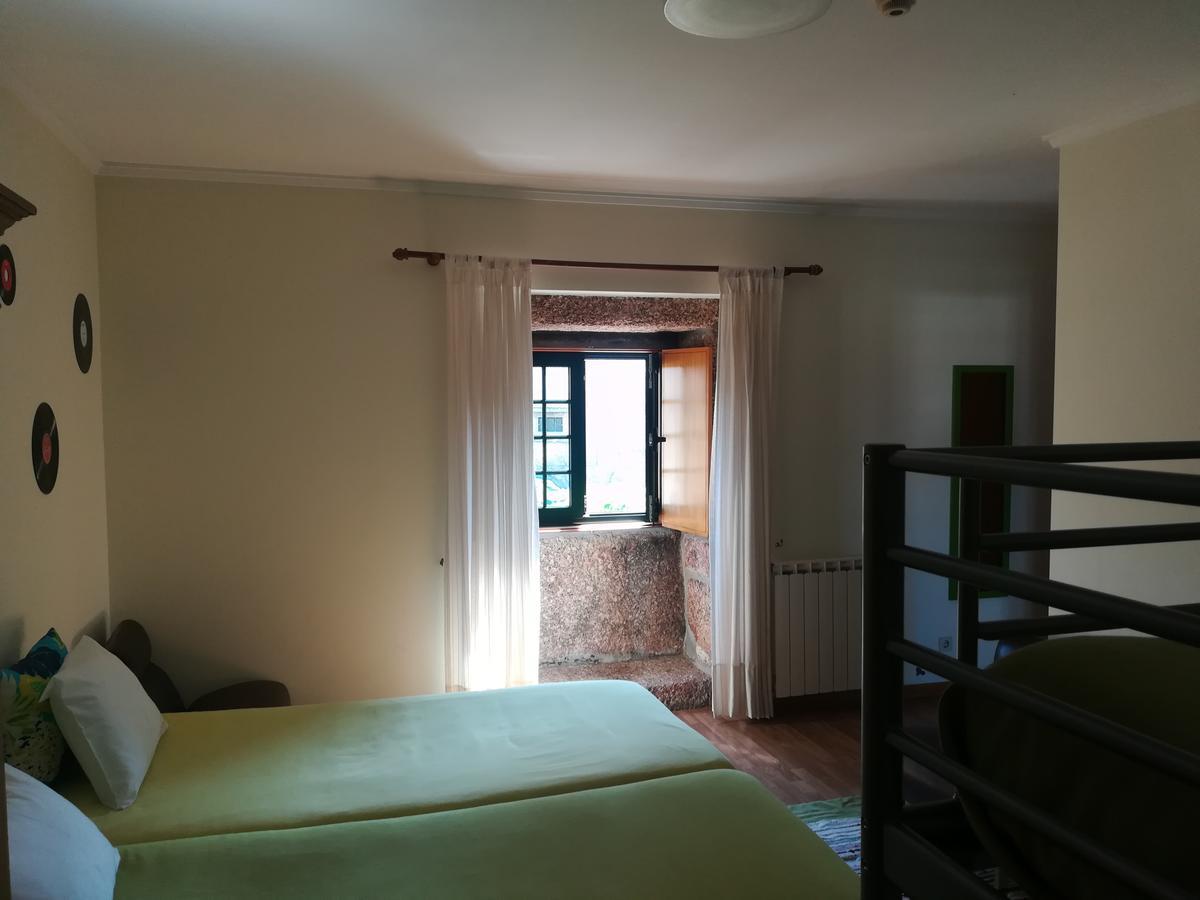 Guesthouse Casa Das Abegoarias เซลอริโก จิ บาสโต ภายนอก รูปภาพ